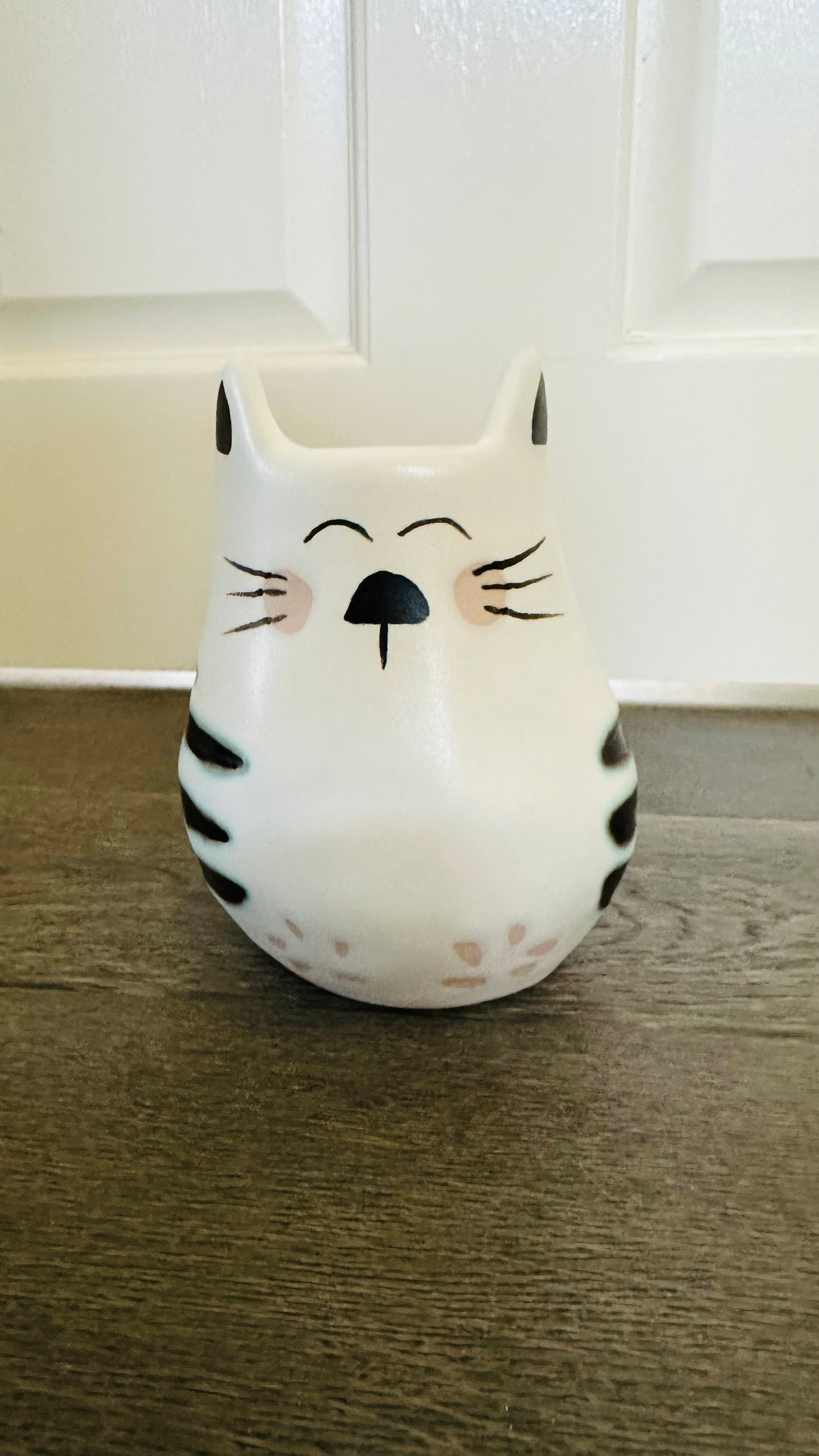 Pot Planter Cat